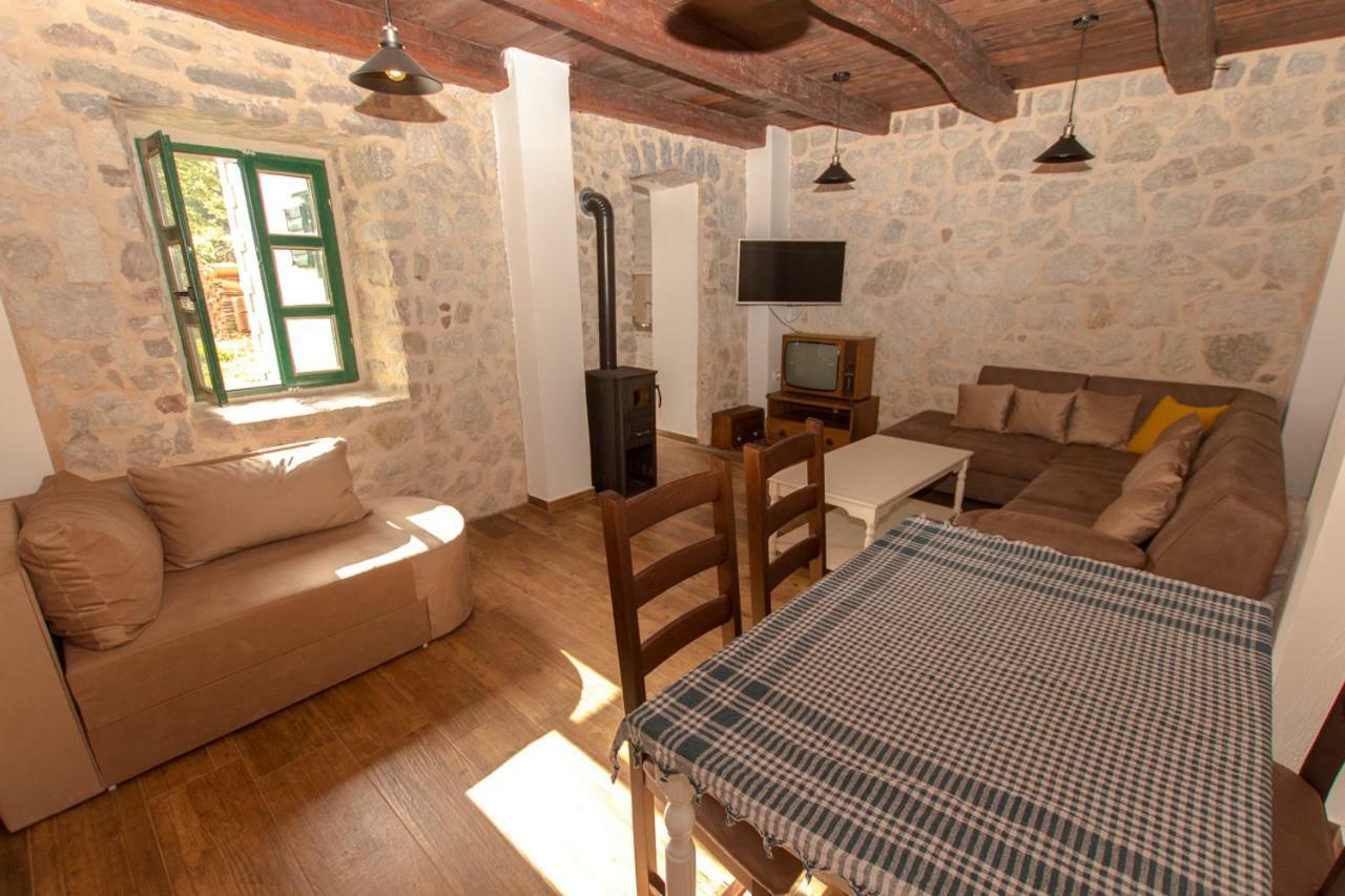 Rustic Stone House Villa Bar Luaran gambar